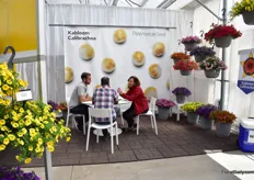 Wondering how the Kabloom Calibrachoa Precision Multi-Pellets look like? The wall behind Camilla Valle with PanAmerican Seed South America) shows a closwe-up of the seeds.